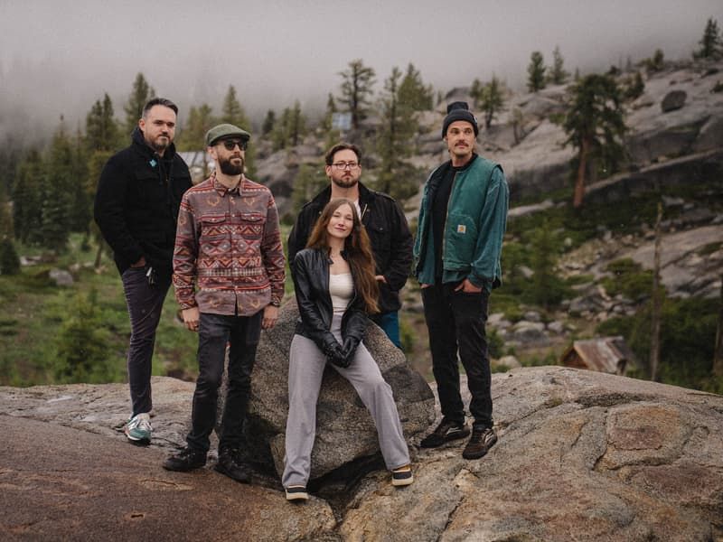 Bread & Butter’s signature six-piece reception band